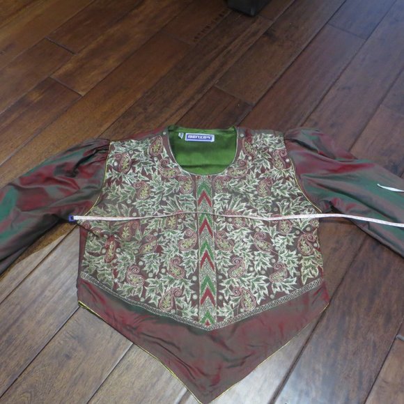 4 piece Indian outfit - Picture 3 of 7